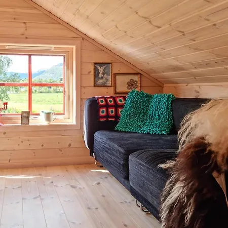 3 Bedroom Amazing In Vikeså